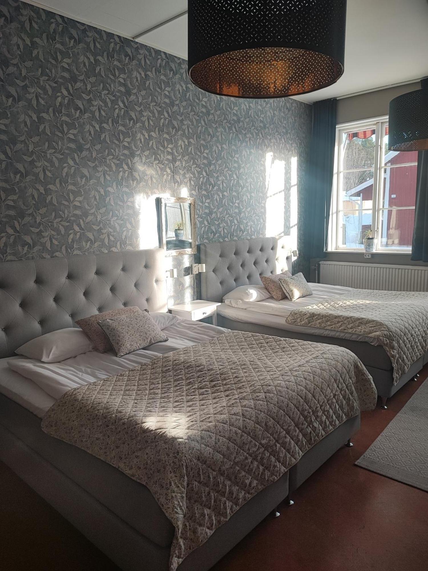 Sjugare Gard Bed & Breakfast Leksand Exterior photo